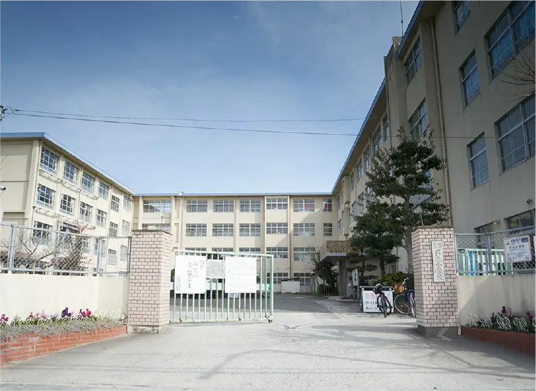 福岡市立石丸小学校